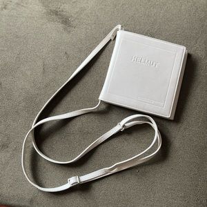 Helmet lang trifold bag